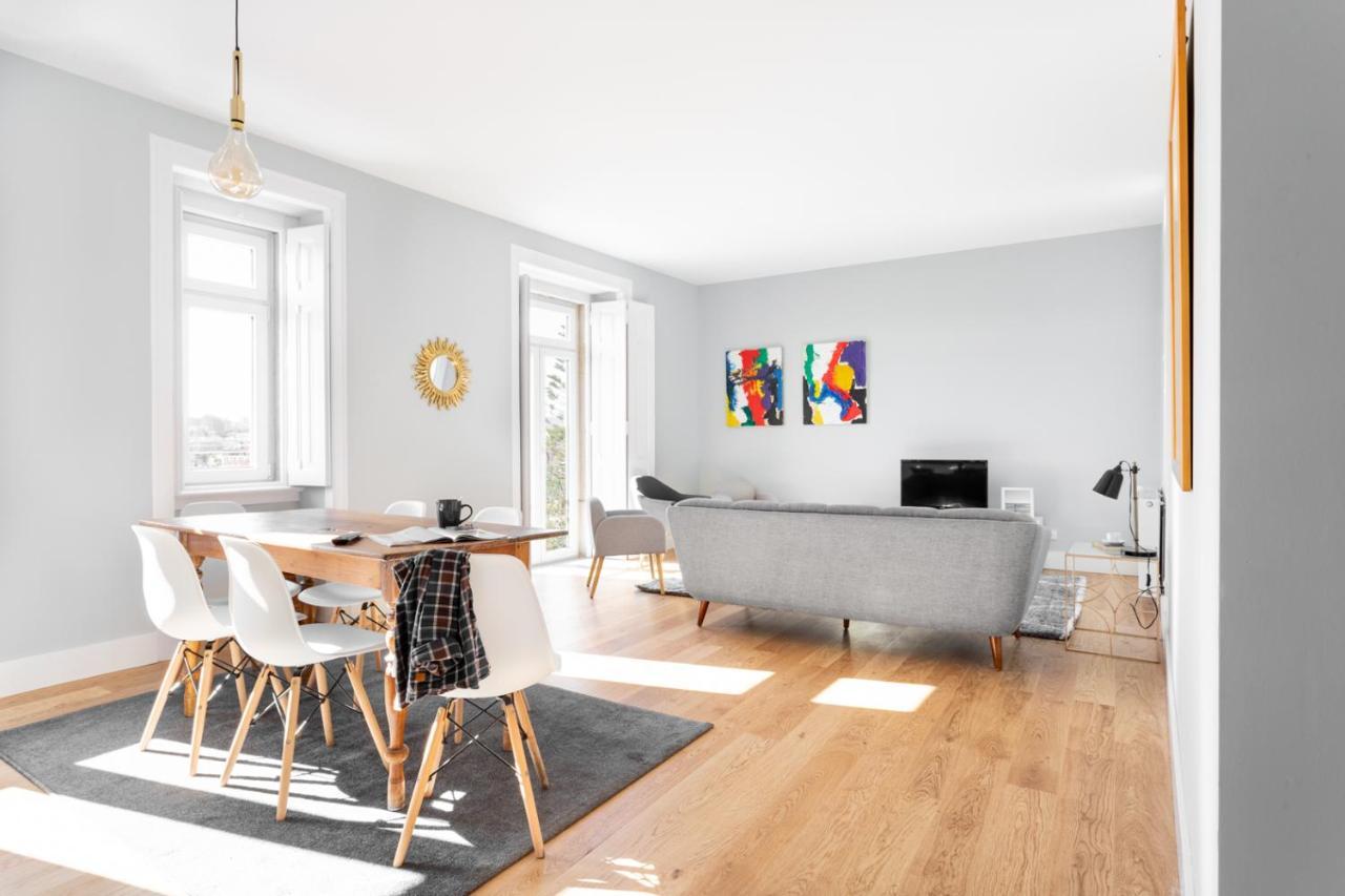 Joivy Marvelous 3-Bed Home With Astonishing View And Terrace, Nearby St George Castle Lisboa Εξωτερικό φωτογραφία