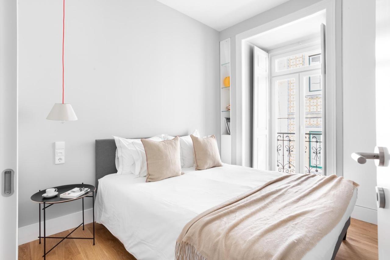 Joivy Marvelous 3-Bed Home With Astonishing View And Terrace, Nearby St George Castle Lisboa Εξωτερικό φωτογραφία