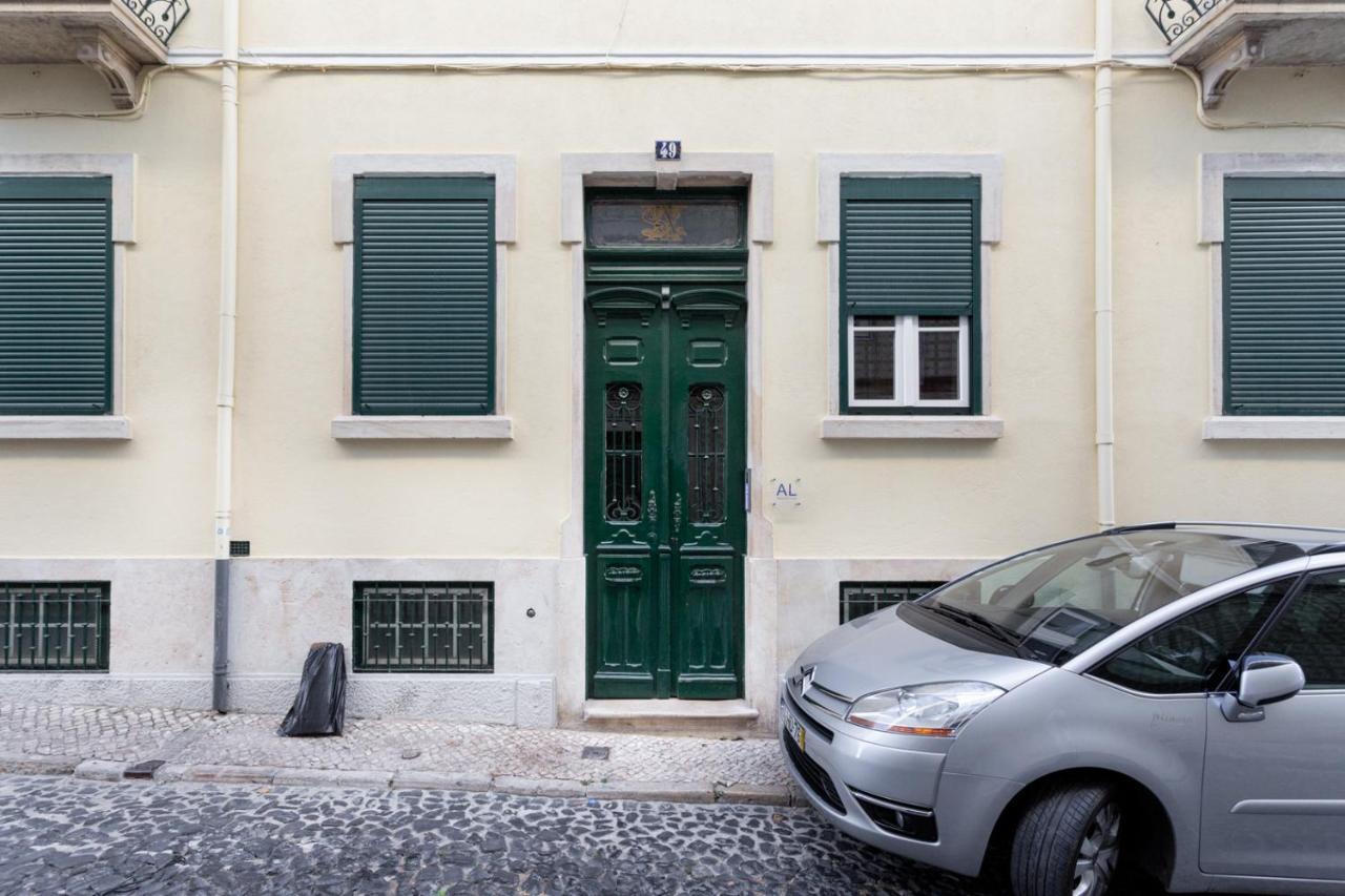 Joivy Marvelous 3-Bed Home With Astonishing View And Terrace, Nearby St George Castle Lisboa Εξωτερικό φωτογραφία