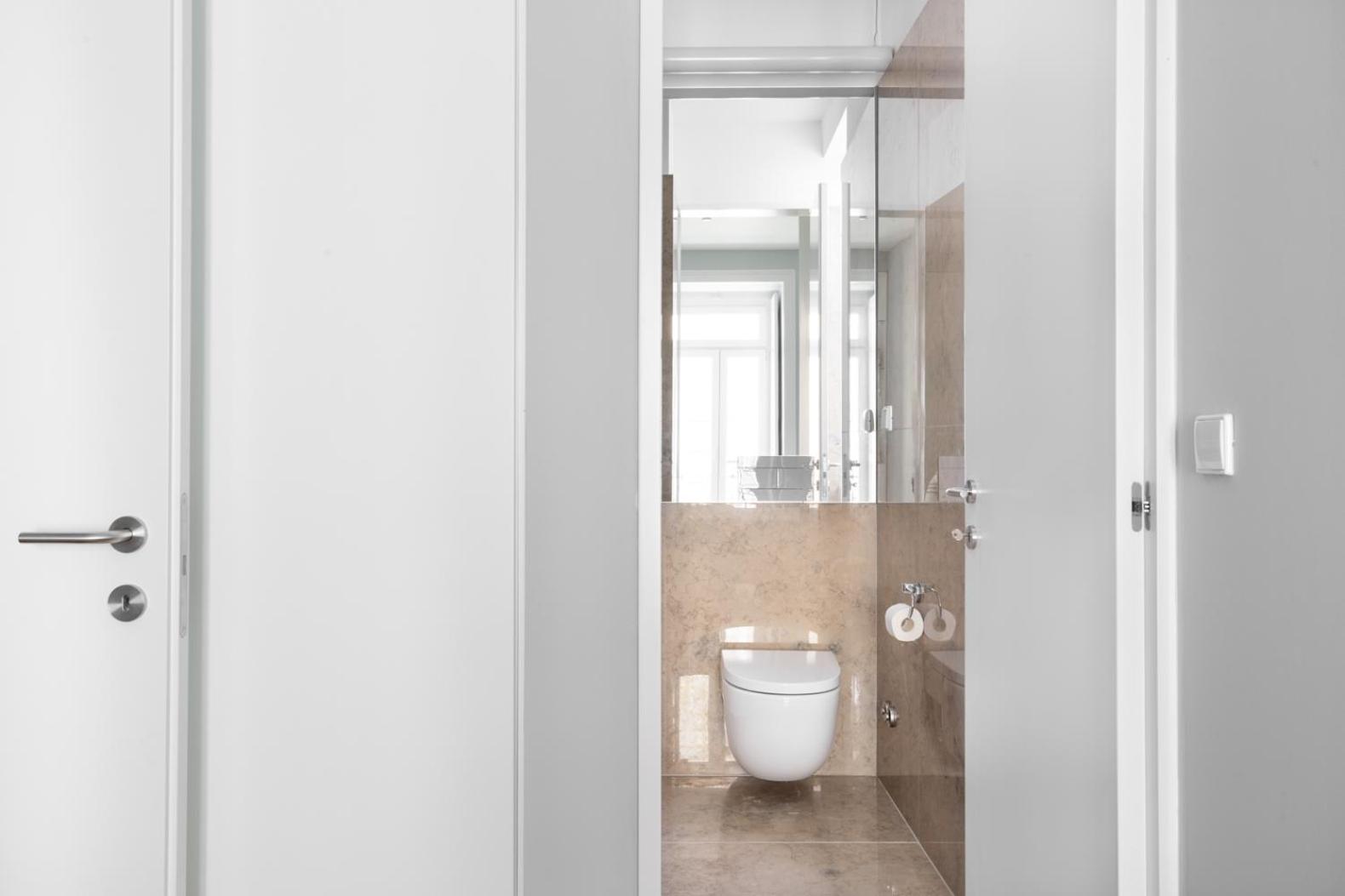 Joivy Marvelous 3-Bed Home With Astonishing View And Terrace, Nearby St George Castle Lisboa Εξωτερικό φωτογραφία